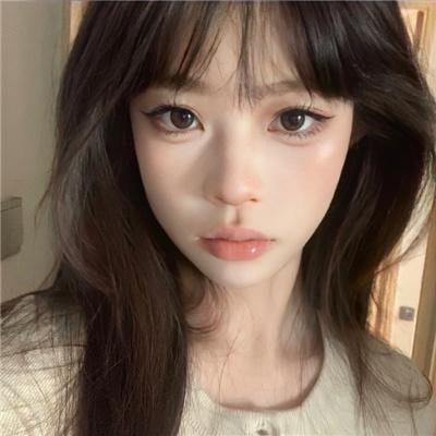 铁线蕨青 海报
